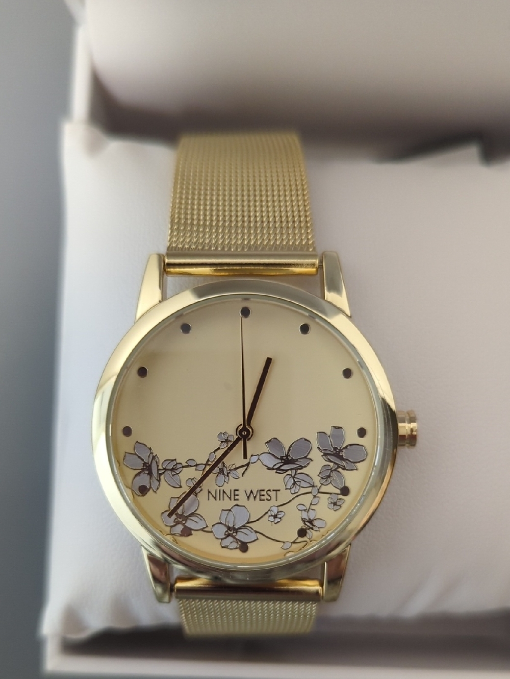 Nine West Women's Floral Goldtone Wrist Watch - Picture 4 of 5